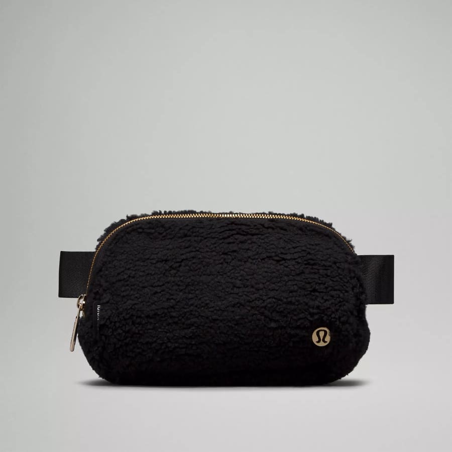 lululemon Men's / Women's 1L Everywhere Belt Bag for $29 lululemon Men's / Women's 1L Everywhere Belt Bag for $29