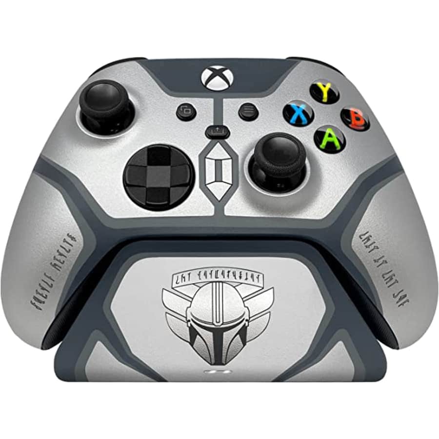 Razer Limited Edition Wireless Pro Controller + Quick-Charging Stand Bundle for $104