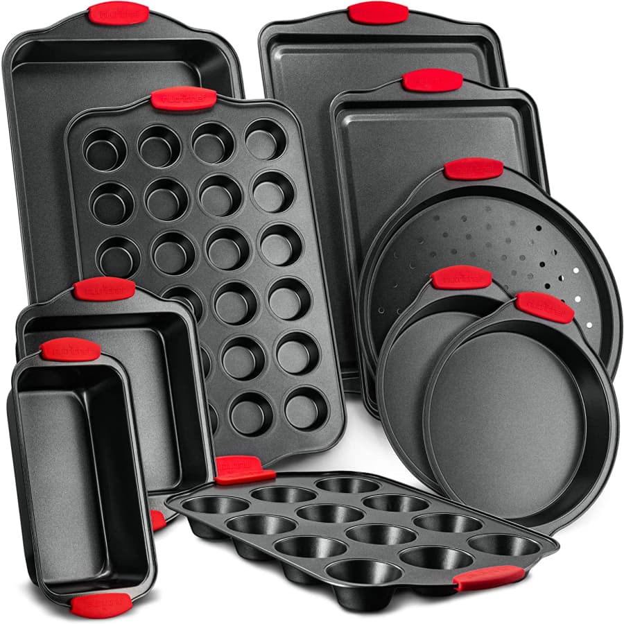 NutriChef 10-Piece Baking Pan Set w/ Silicone Handles for $71