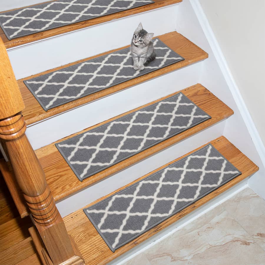 Ottomanson Glamour Collection Trellis Design Stair Tread 7-Pack for $18