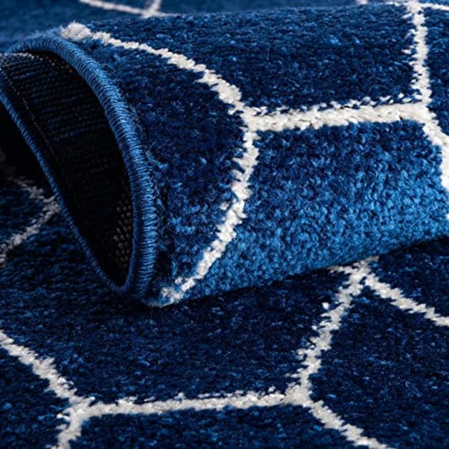 Unique Loom Trellis Frieze Collection Area Rug - Geometric (3' Round, Navy Blue/ Ivory) for $20
