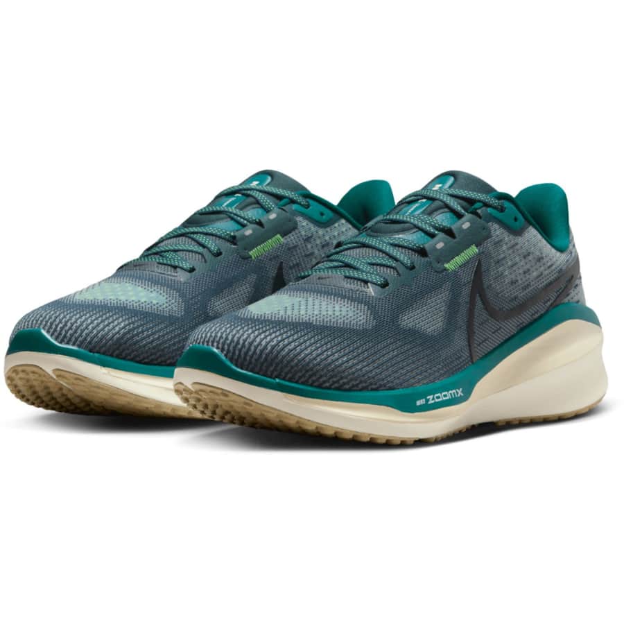 Nike Men's Shoes at Going, Going, Gone: Up to 75% off Nike Men's Shoes at Going, Going, Gone: Up to 75% off