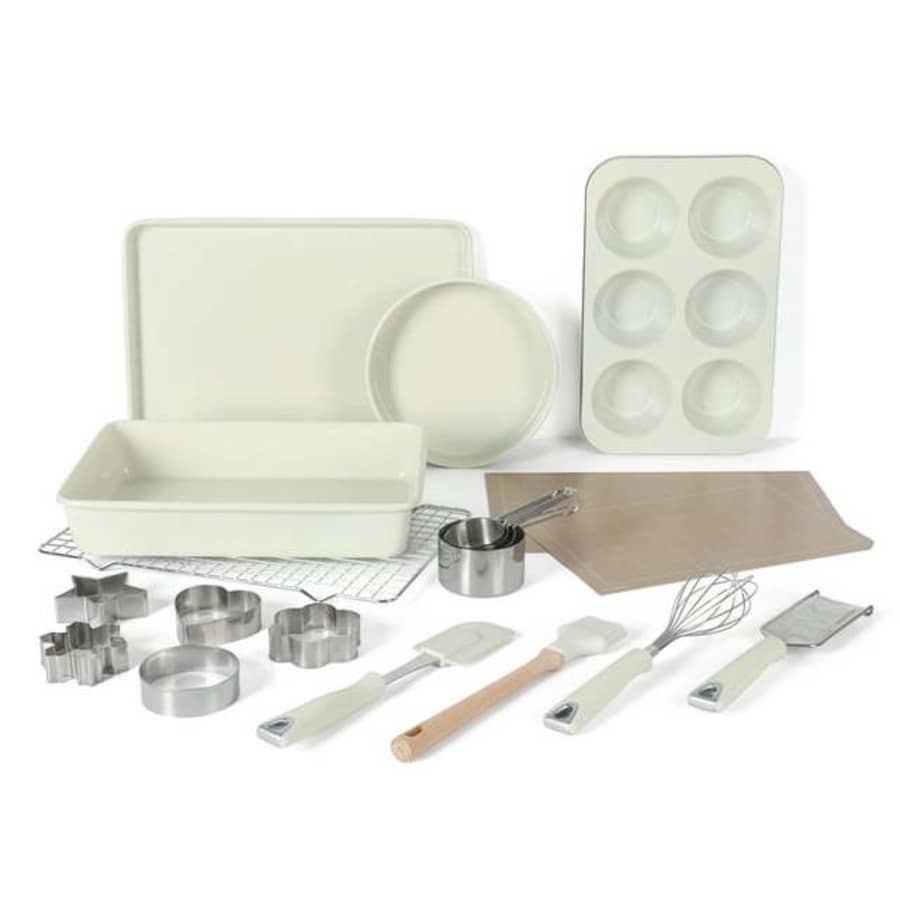 Martha Stewart Everyday 20-Piece Aluminum Bakeware Combo Set for $14 Martha Stewart Everyday 20-Piece Aluminum Bakeware Combo Set for $14