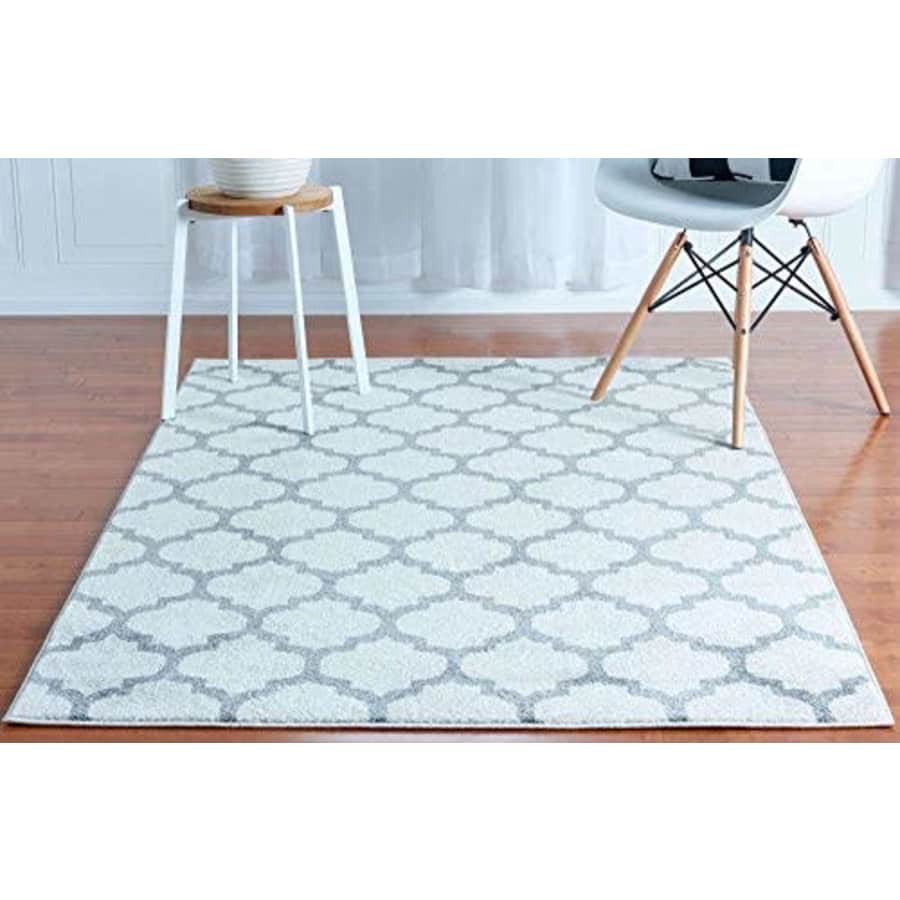 Unique Loom Trellis Collection Moroccan Lattice Beige/Gray Area Rug (4' 0 x 6' 0) for $58