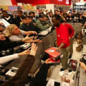 Stores Will Use Deals to Control Crowds This Black Friday
