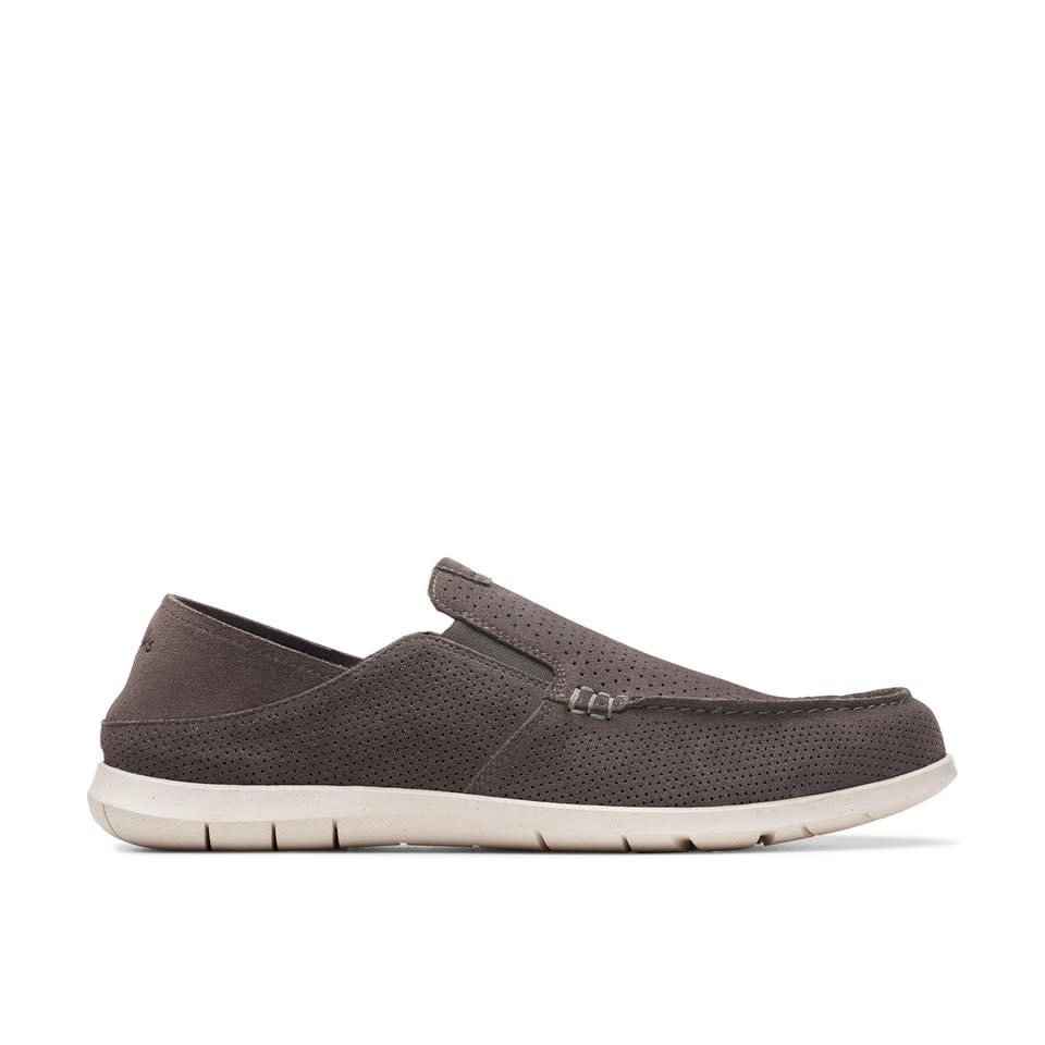 Clarks Outlet Shoe Deals at eBay: Up to 60% off + free shipping