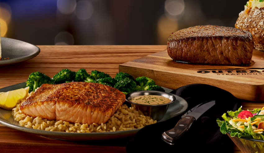 Outback Steakhouse Valentine's Meal for 2: From $65