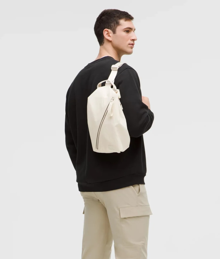 【ルルレモン】3WAY 多目的バッグ Fast Track Bag 2.0 9L Fast Track Bag 2.0 9L | Men's Bags,Purses,Wallets | lululemon