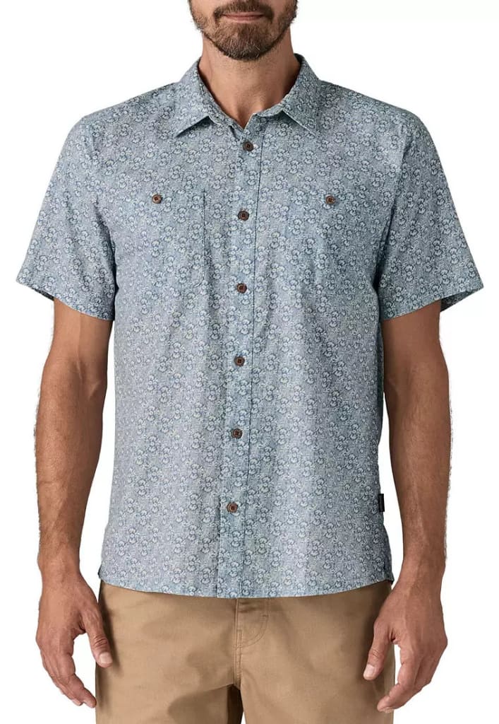 Patagonia 2-Day Flash Sale at Dick's Sporting Goods: Up to 88% off + free shipping w/ $49