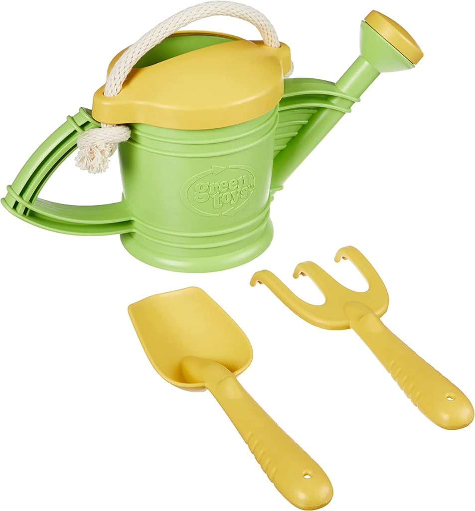 Green Toys Gardening Set for 5 WTCGFC