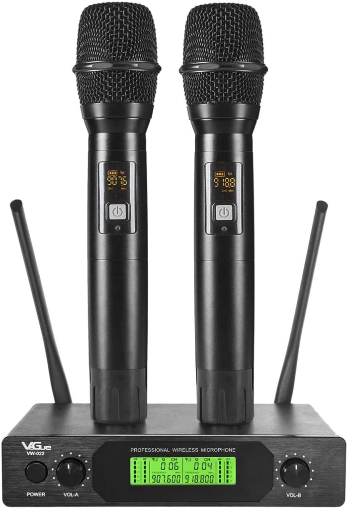 VeGue UHF Wireless Microphone Set for 120 VW022