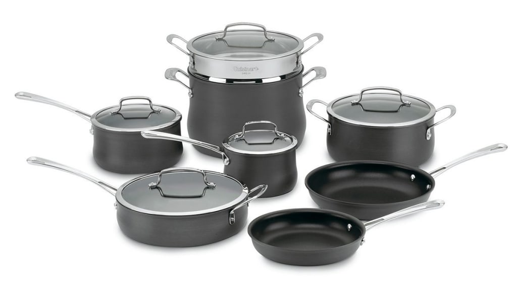 OXO Softworks 13 Piece Cookware Pots and Pans Set, 3-Layered German  Engineered Nonstick Coating, Frypans, Saucepans, Saute Pan, Stockpot, Lids