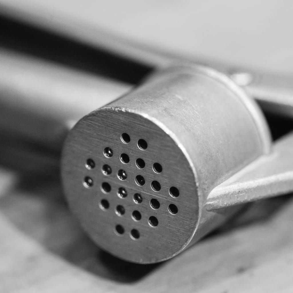 Pointless Kitchen Gadget: The Cocktail Shaker and Stirrer