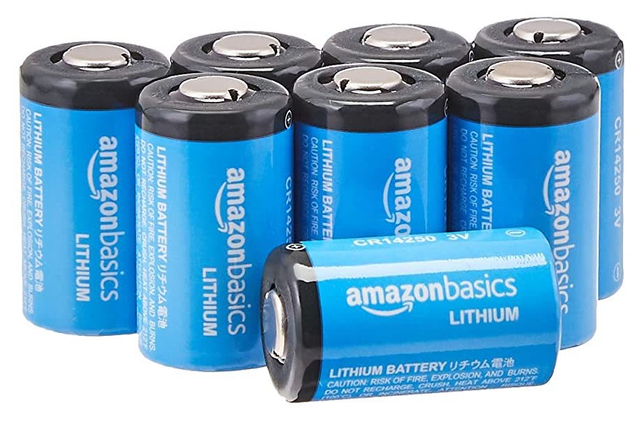 Amazon Basics 1/2 AA 3V Lithium Battery 8-Pack for $4 - BYRHORW01044