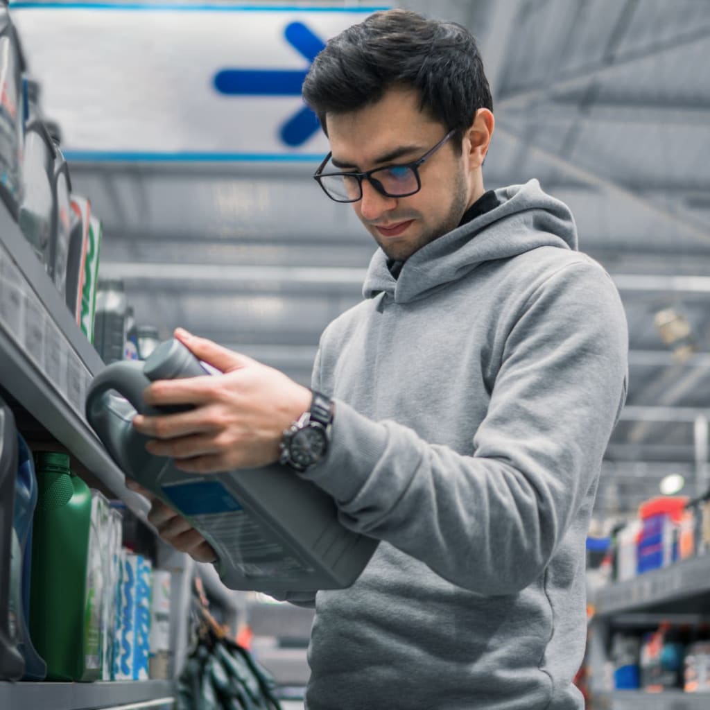 Which Motor Oil Is Best for YOUR Car?