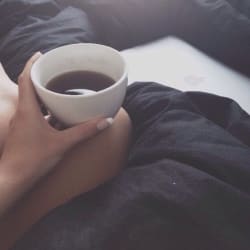 9 Teas to Help You Unwind Before Bed