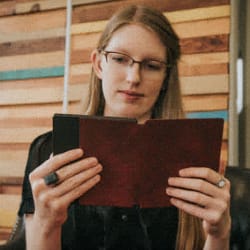 Are the Expensive Kindles Really Worth It?