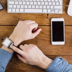 5 Sales You Might Have Missed: Save Up to $900 on Apple Items!