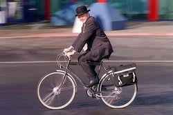 Riding in Style: Cruisers from $89, Foldable Shimano Bike for $137, and more