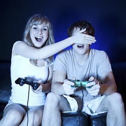 Gamer's Choice: Trade In Old Console for $100, Get a $50 GC with 3 New Games