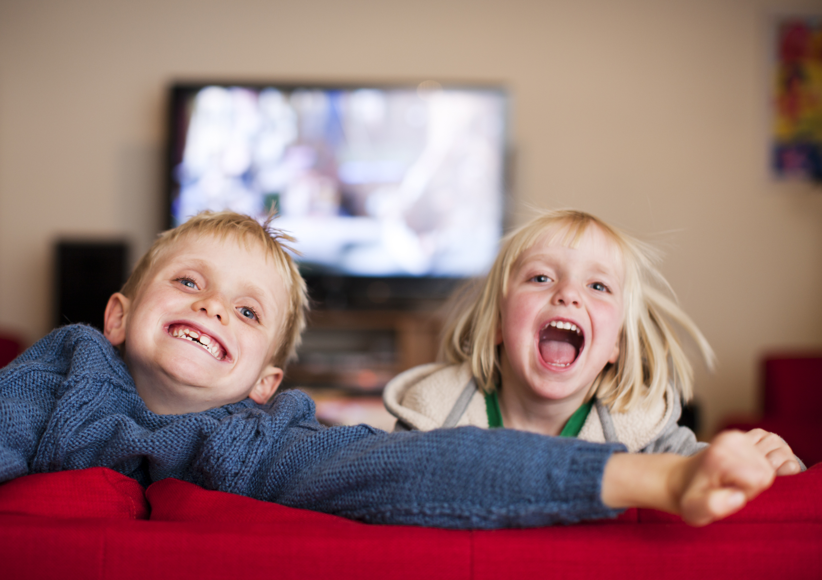 kids in front of TV